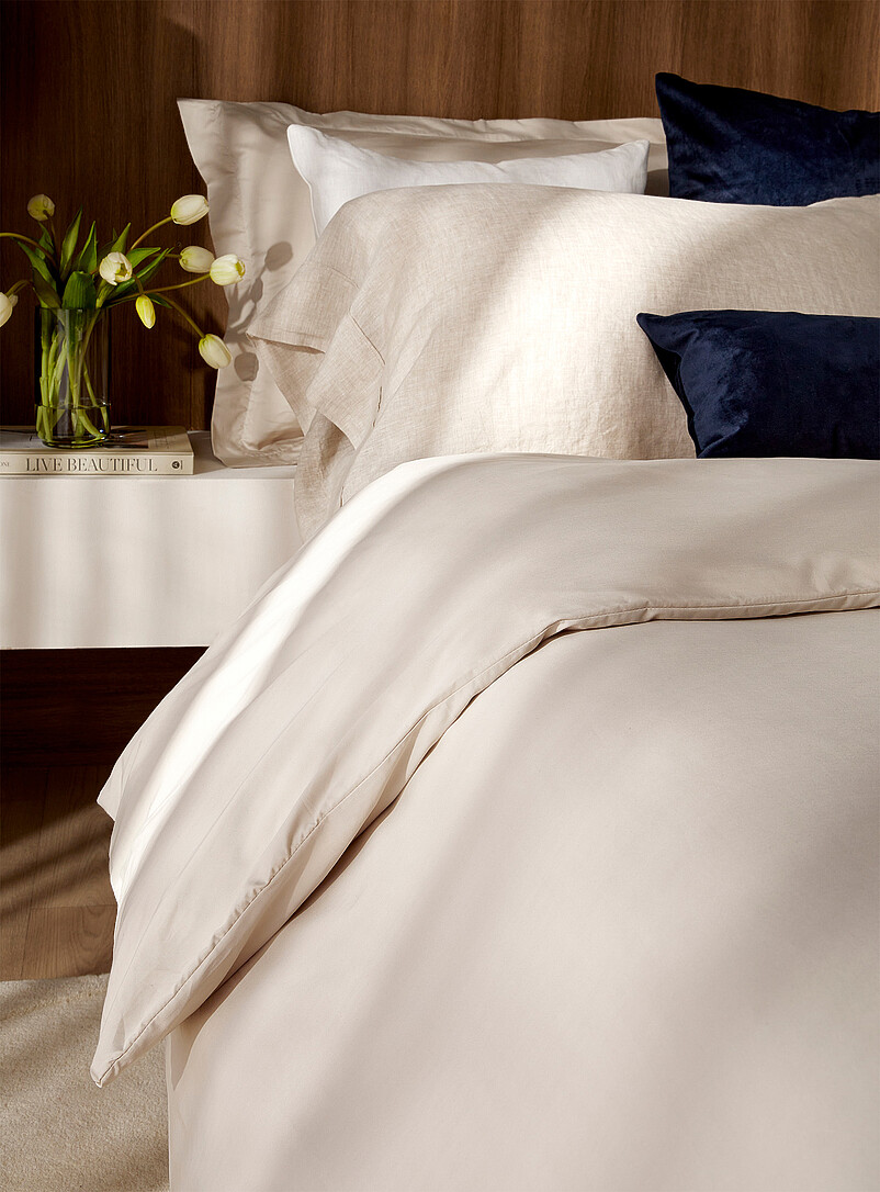 Egyptian cotton and bamboo rayon duvet cover set 330-thread-count product image 2