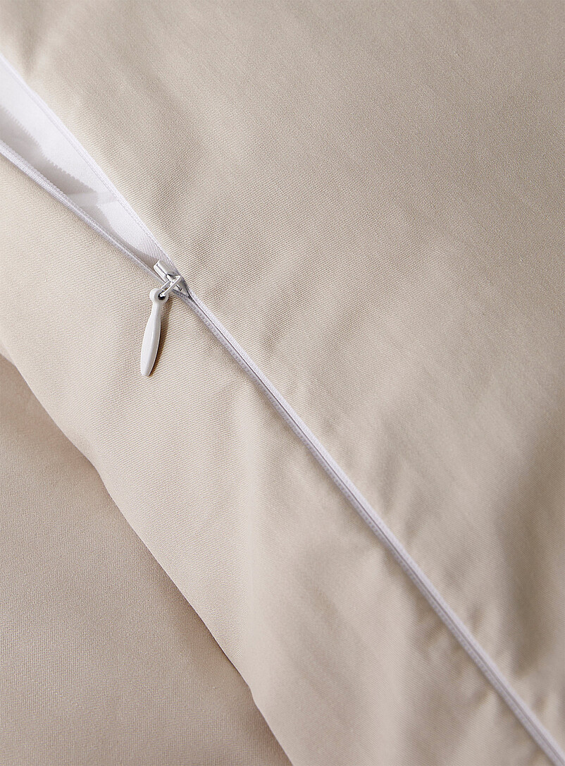 Egyptian cotton and bamboo rayon duvet cover set 330-thread-count product image 3