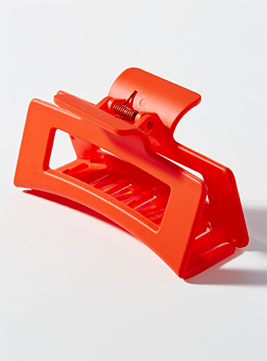 Colourful matte oversized clip