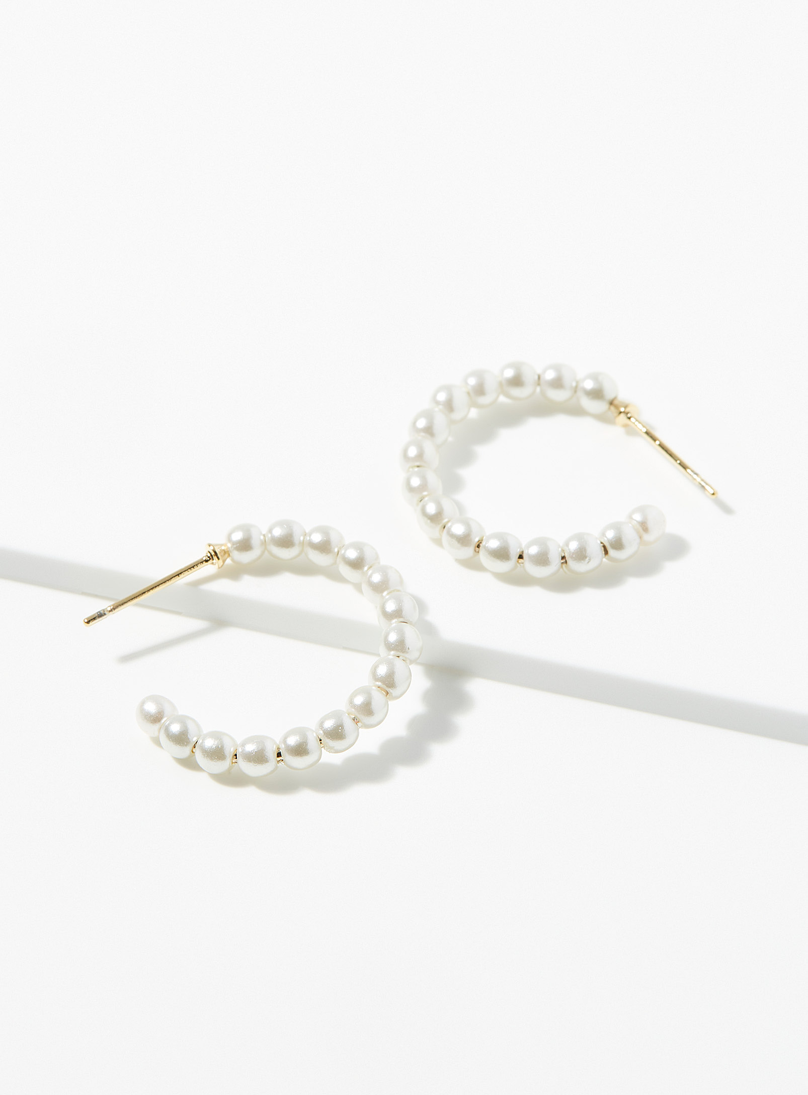 Simons - Women's Pearly Hoop Earrings
