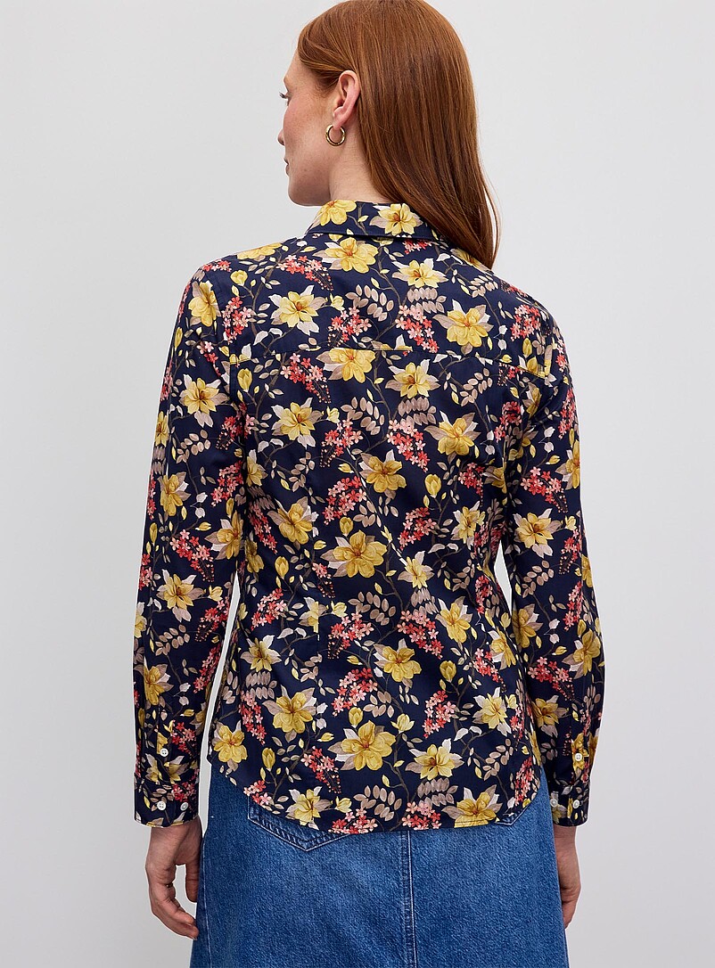 Contemporaine: La chemise en fleurs <b>Faite d'un tissu Liberty Fabric</b> Rose &agrave; motif pour femme