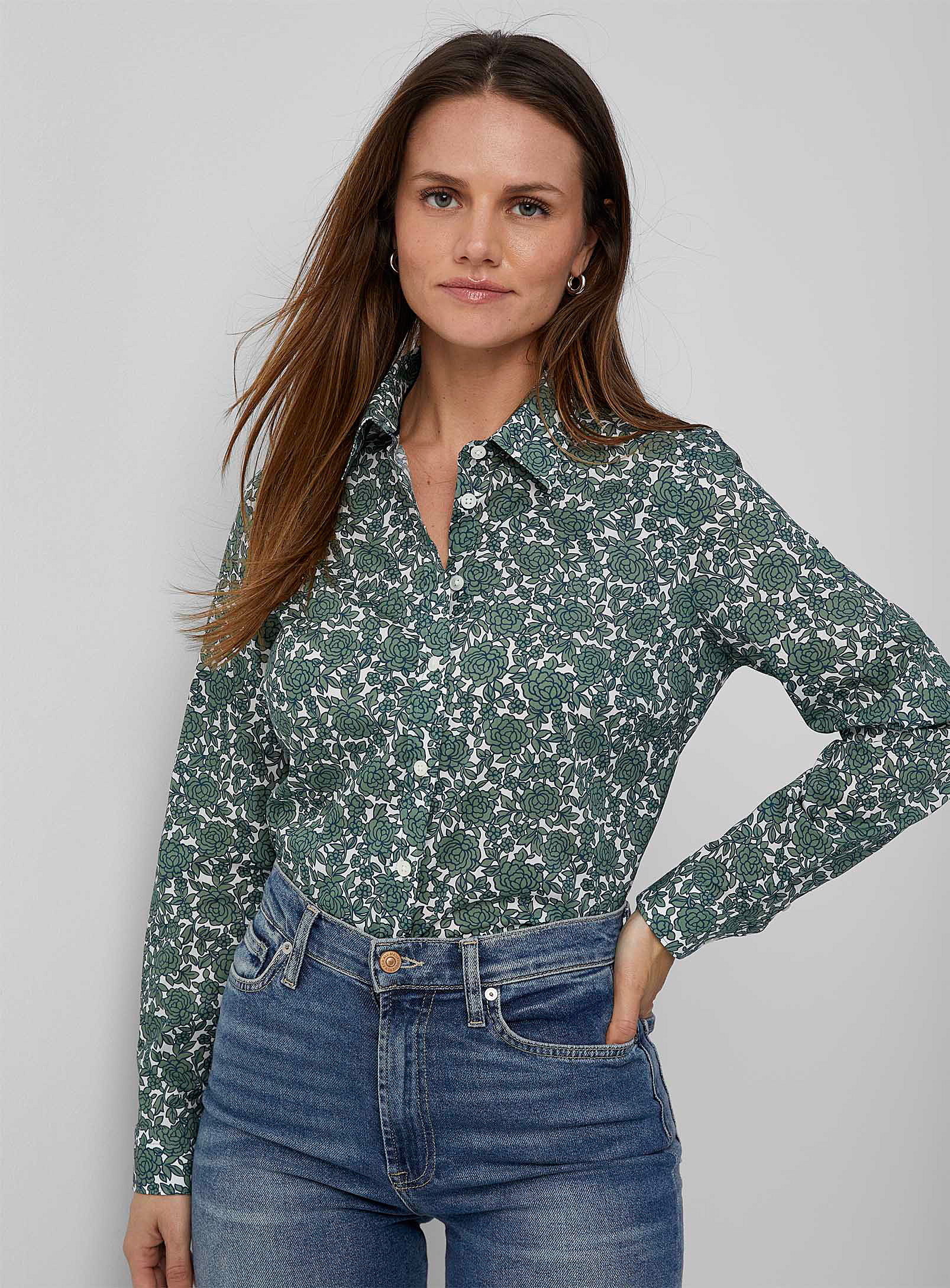 Contemporaine Silky Blooming Shirt Made With Liberty Fabric In Kelly Green