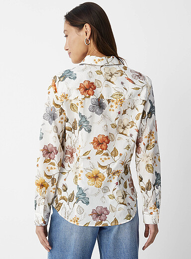 La chemise en fleurs <b>Faite d'un tissu Liberty Fabric</b>