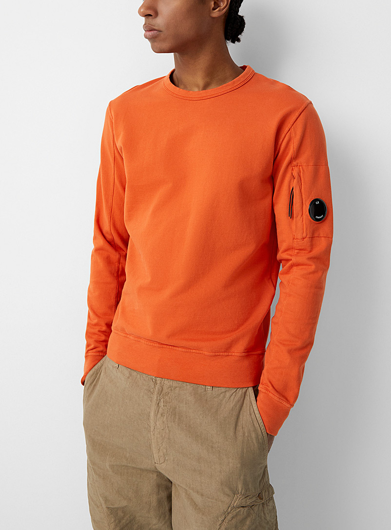 C.P. Company: Le sweat col rond jersey léger Orange pour homme