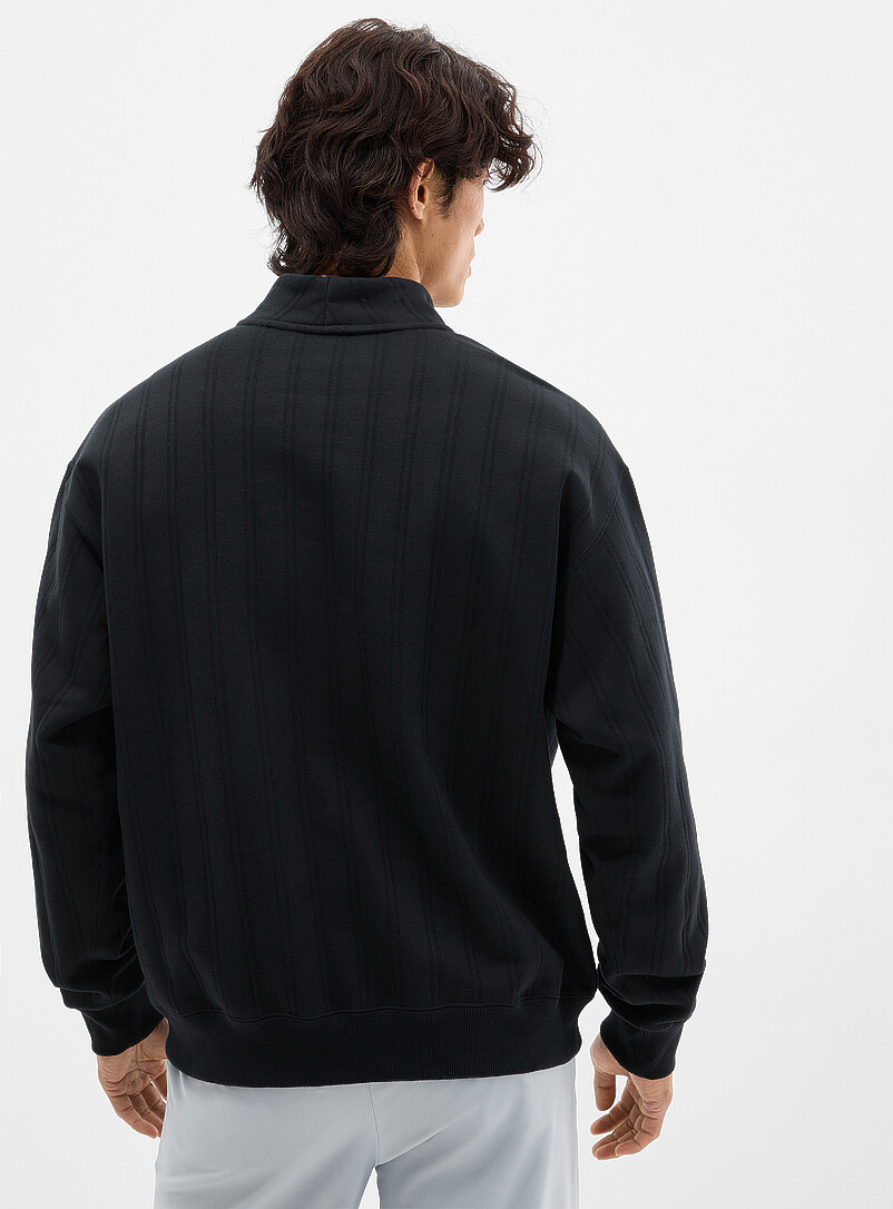 Nike Golf: Le sweat de golf c&ocirc;tel&eacute; logo brod&eacute; Noir pour homme