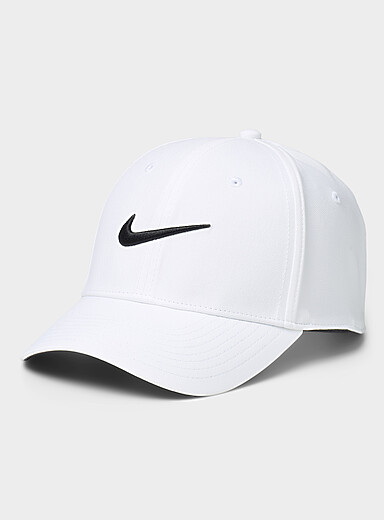 Club piqu&eacute; fabric cap