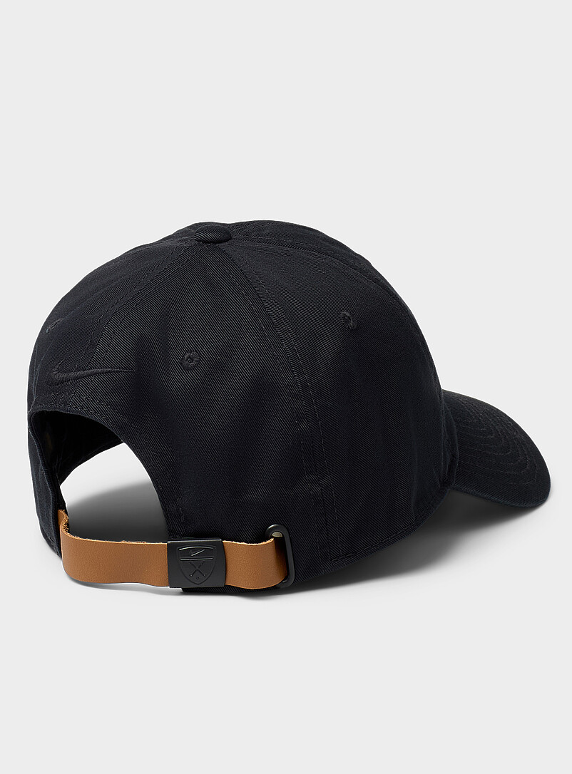 Embroidered emblem cotton cap product image 2