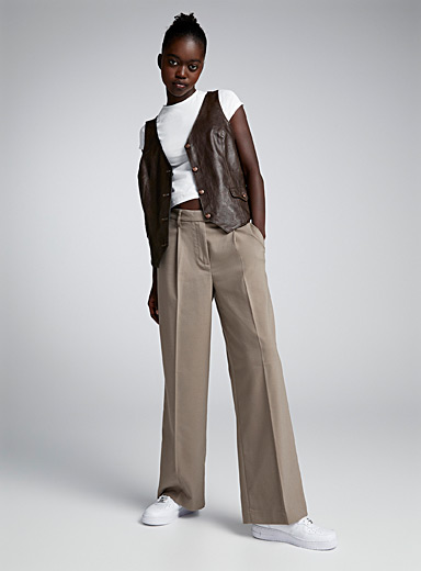 Pleated dress pant | Twik | Shop Women%u2019s Straight Leg Pants Online ...