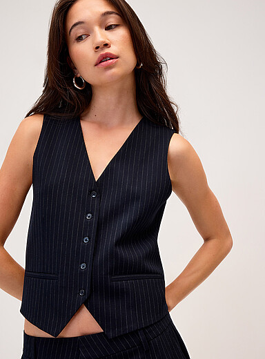 Le gilet habill&eacute; petits boutons