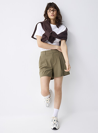 Pleated dress short