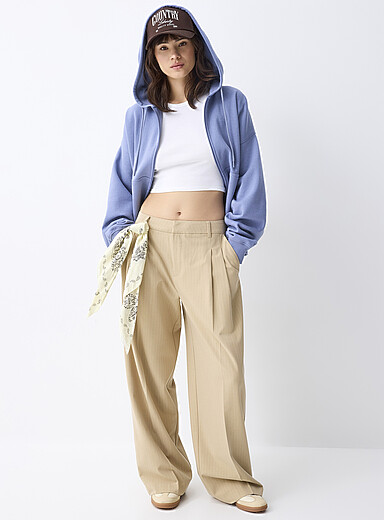 Twik: Le pantalon habill&eacute; baggy Sable pour femme