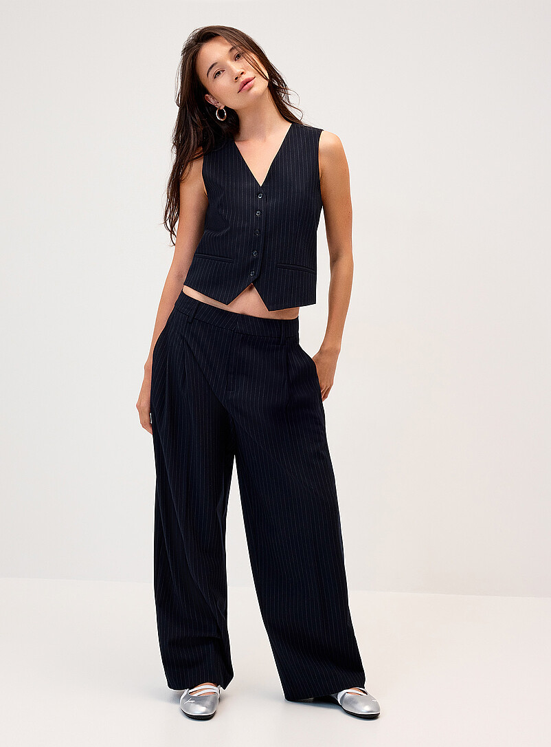 Baggy dress pant Billie fit | Twik | Shop Women%u2019s Straight Leg Pants Online In Canada | Simons Baggy dress pant Billie fit | Twik | Shop Women%u2019s Straight Leg Pants Online In Canada | Simons