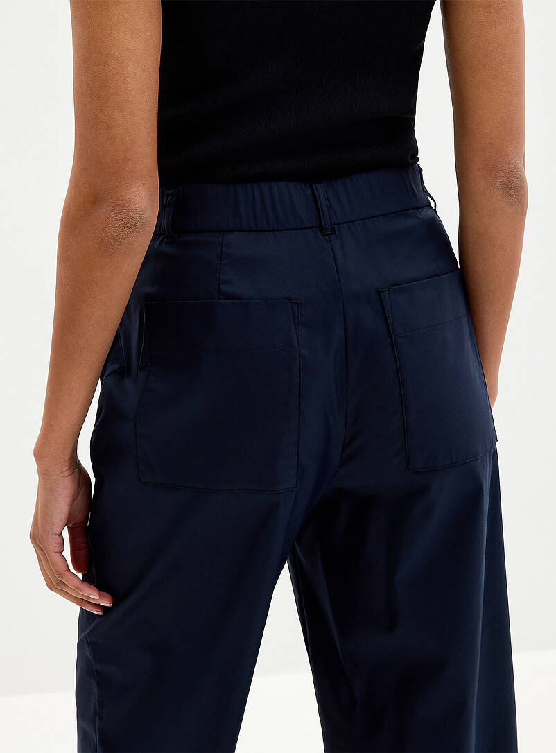 Contemporaine Brown Satiny stretch cropped pant <b>Fit: Wide leg, high rise</b> for women