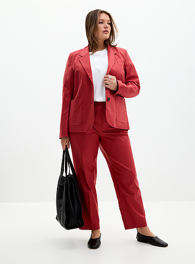 Stretch satiny Universal pant <b>Fit: Semi-slim leg, mid rise</b>