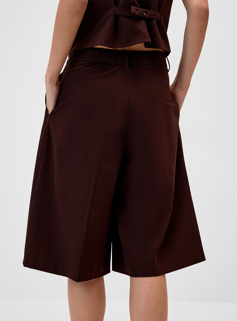 Double-pleated dress Bermuda short product image 3