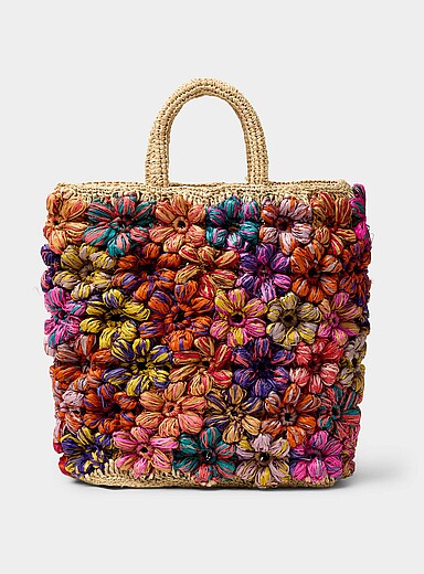 Embossed flower straw tote bag
