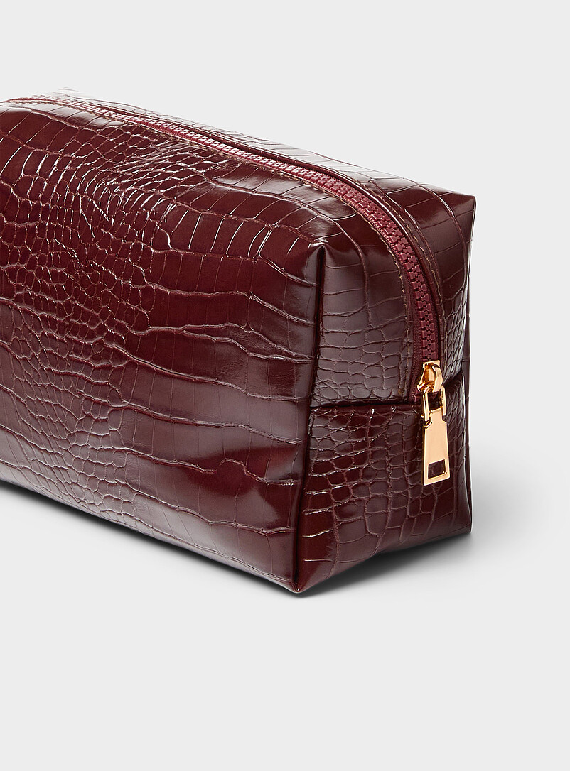 Croc-look faux-leather cosmetics case | Simons | | Simons Croc-look faux-leather cosmetics case | Simons | | Simons