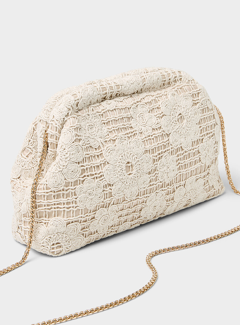 Simons: Le sac de soir&eacute;e fleurs crochet&eacute;es Noir pour femme