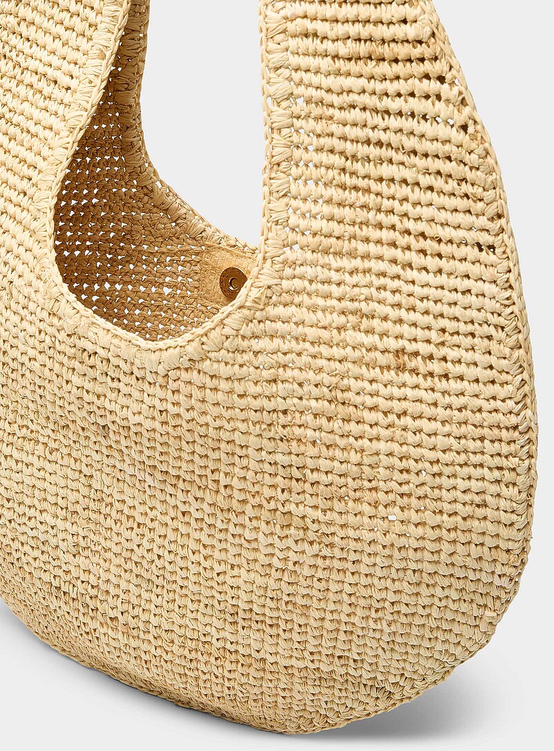 Contrast-handle braided raffia hobo bag product image 2