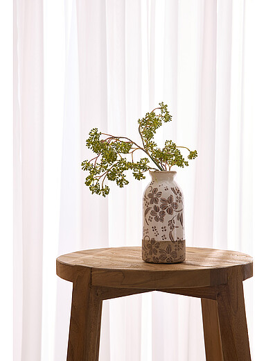 Le petit vase fleurs charmantes
