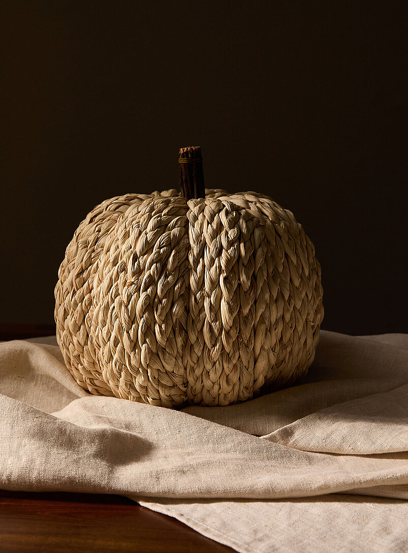 Braided corn leaf pumpkin Halloween Collection product image (primary)