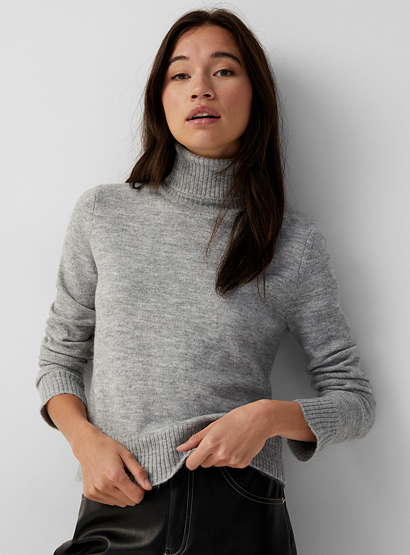 Twik Grey Wide-ribbed band turtleneck for women