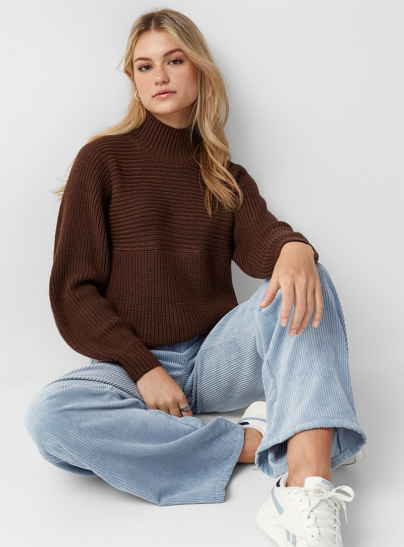 Twik Dark Brown Two-way ribbed mock-neck sweater for women