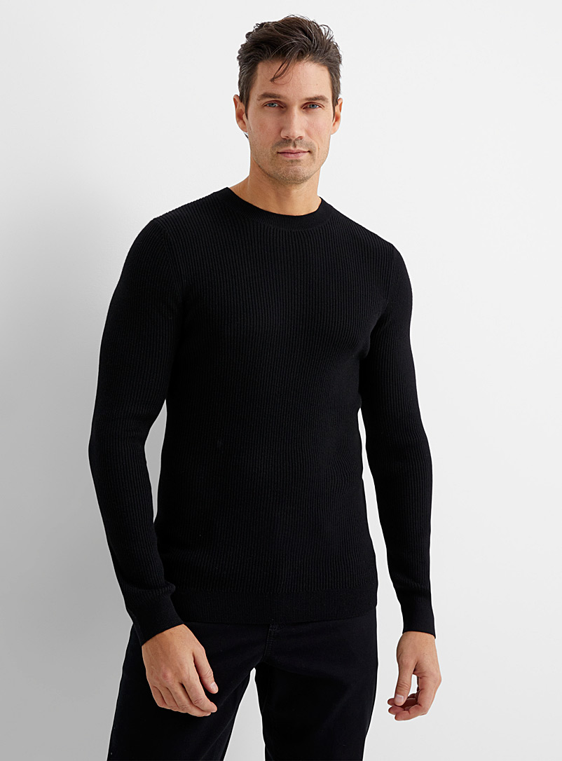 Le 31 Black Fitted ribbed sweater for men