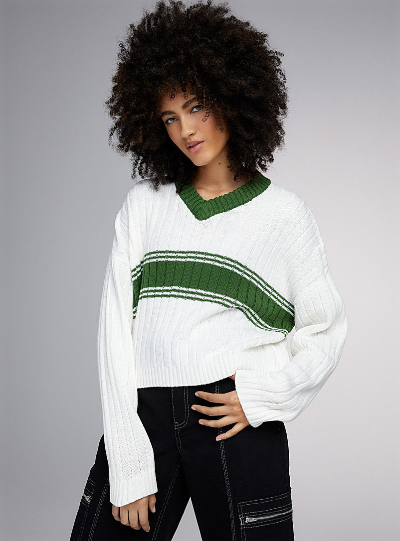 Twik Patterned White Accent-stripe wide-rib cropped sweater for women