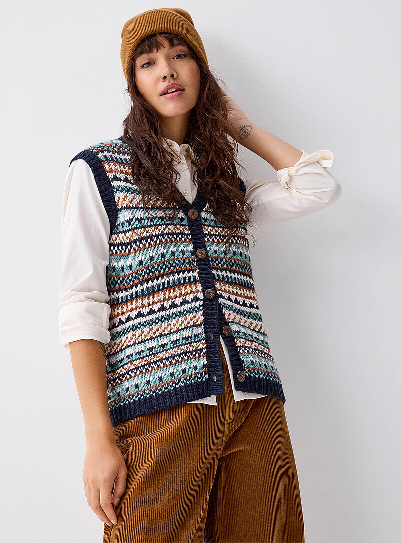 Striped & Patterned Sweaters for Women | Simons Canada