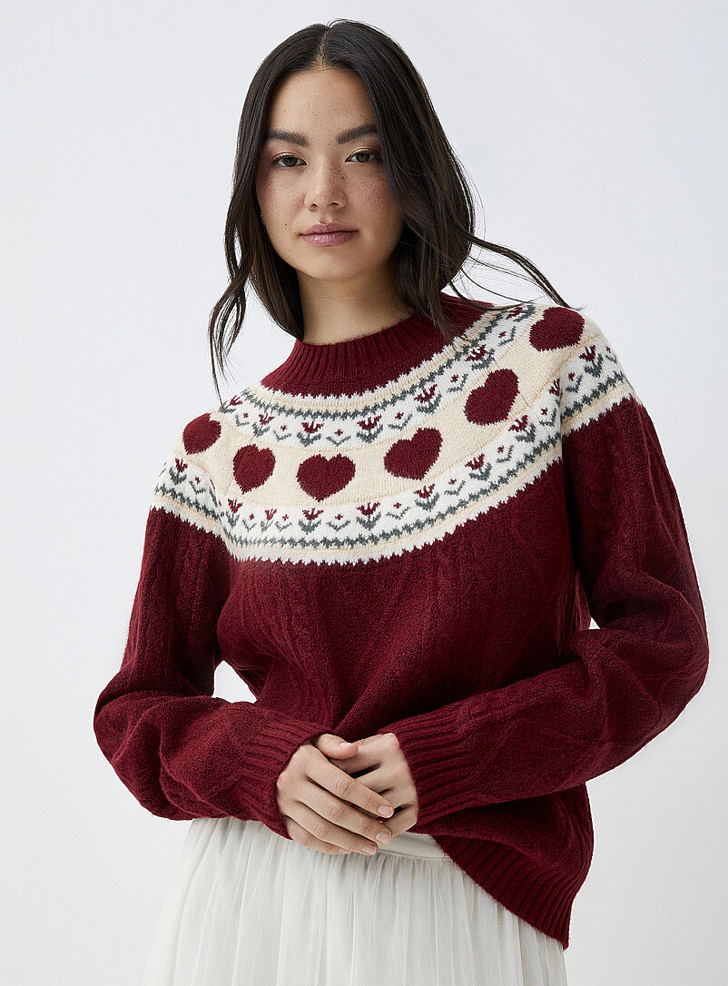 Striped & Patterned Sweaters for Women | Simons Canada