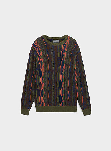 Le chandail tricot mixte ample