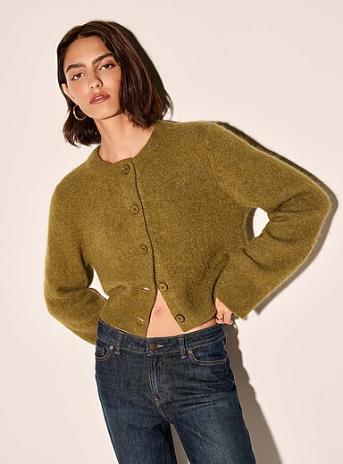 Le cardigan carr&eacute; &eacute;court&eacute; col rond laine d'alpaga