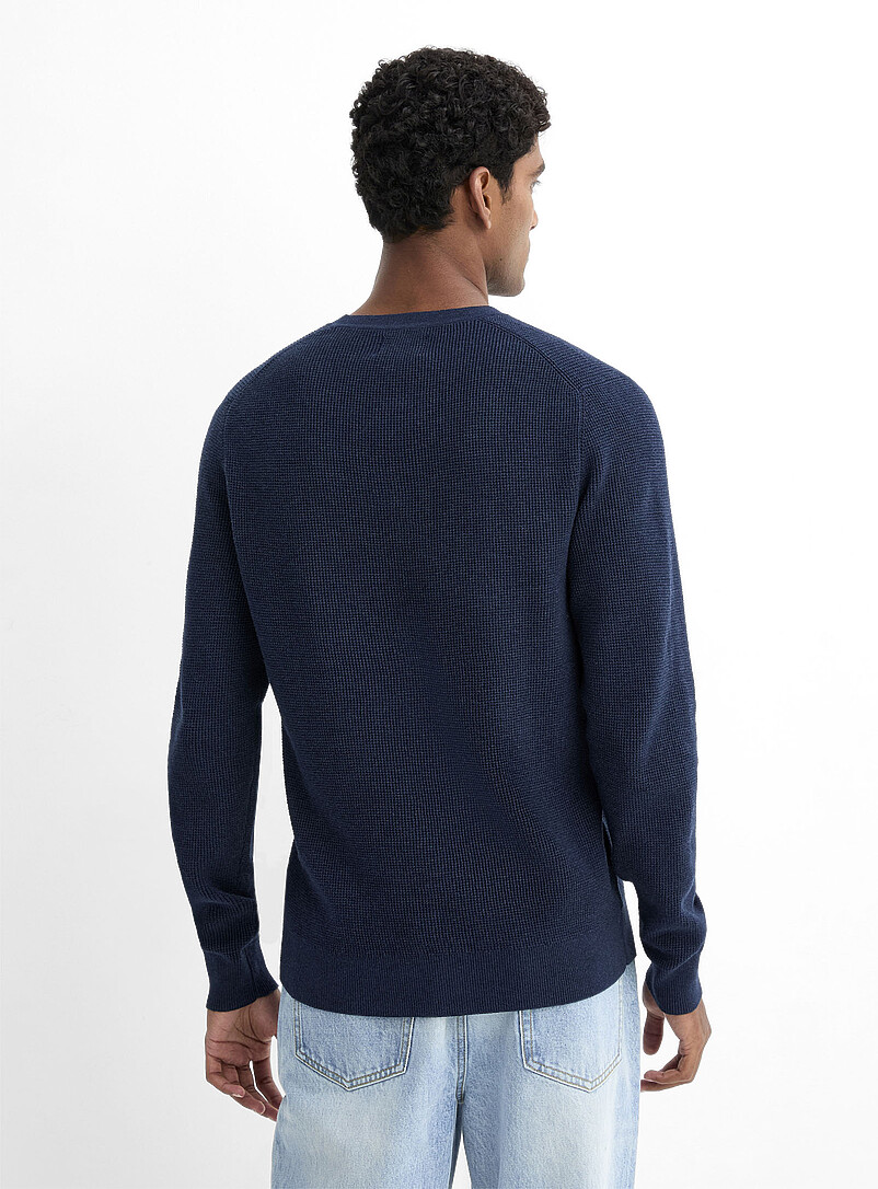 Le 31: Le chandail henley tricot gaufr&eacute; Charbon pour homme