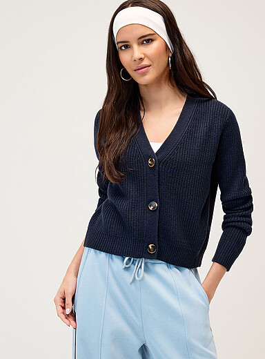 Big button shaker-rib cardigan