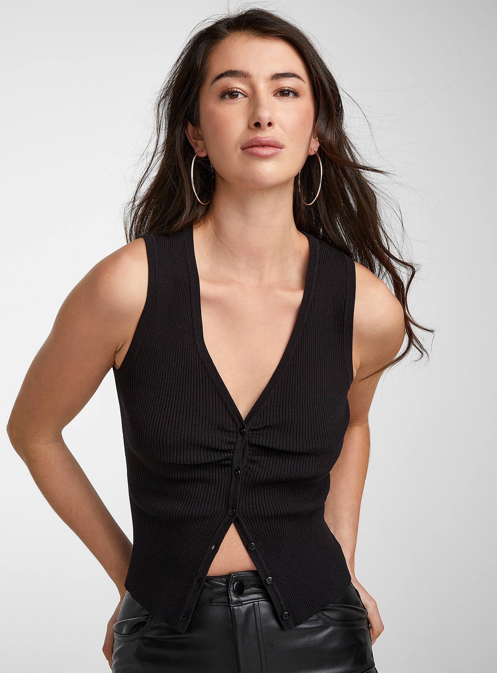 Icone Finely Ribbed Buttoned Cami In Black