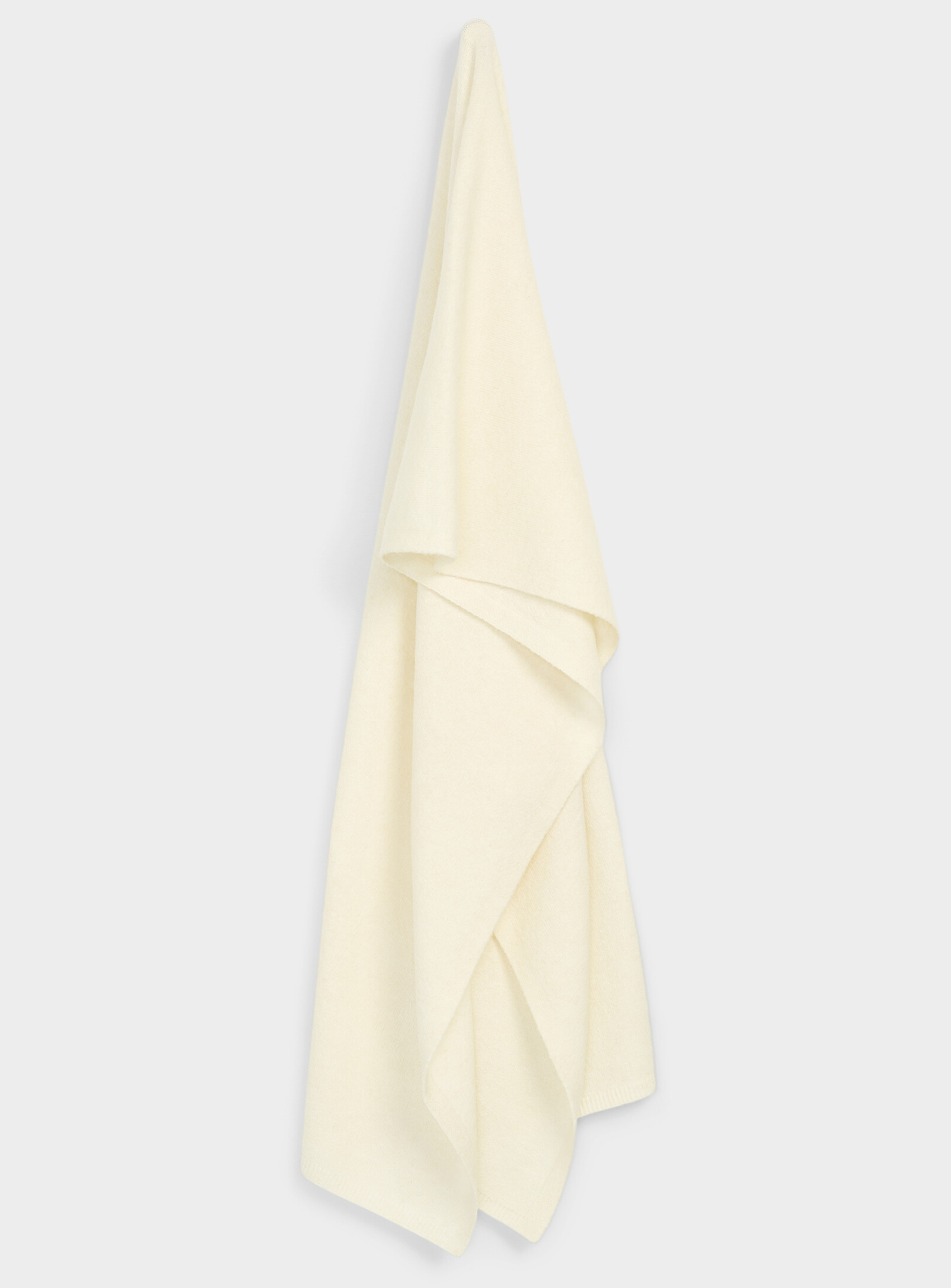 Simon's Solid Recycled Polyester Scarf In White