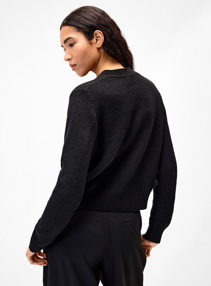Big button shaker-rib cardigan product image 2