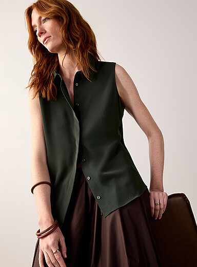 Contemporaine: La camisole soyeuse col chemise Vert fonc&eacute; - Mousse pour femme