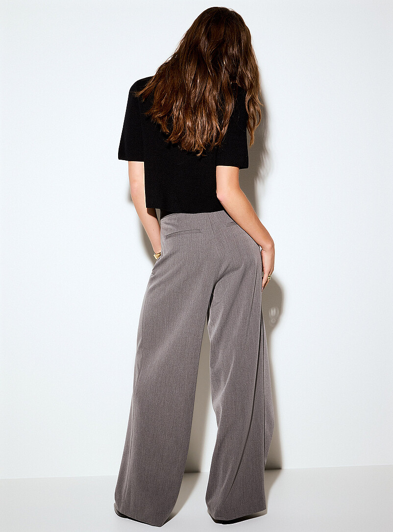 Ic&ocirc;ne Light Grey Wrap-style wide-leg pant for women