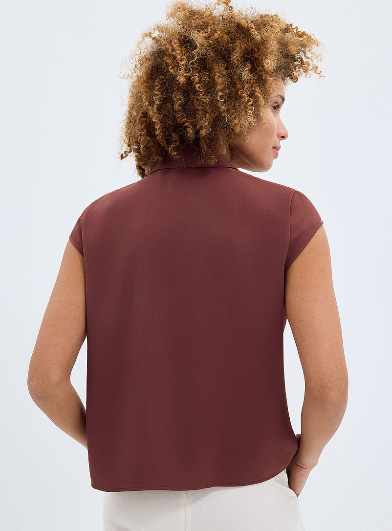 Contemporaine: La chemise soyeuse &agrave; mancherons Blanc cass&eacute; pour femme