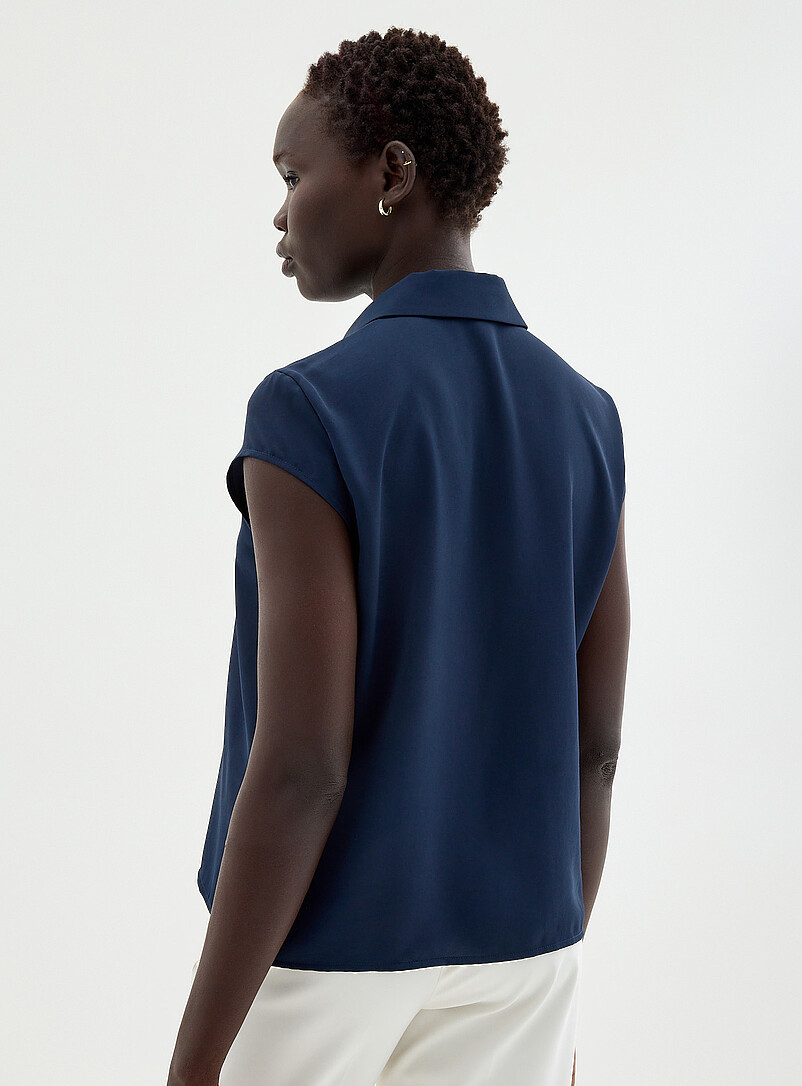 Contemporaine: La chemise soyeuse &agrave; mancherons Blanc cass&eacute; pour femme