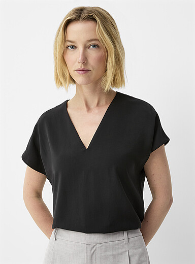 Cap-sleeve flowy blouse
