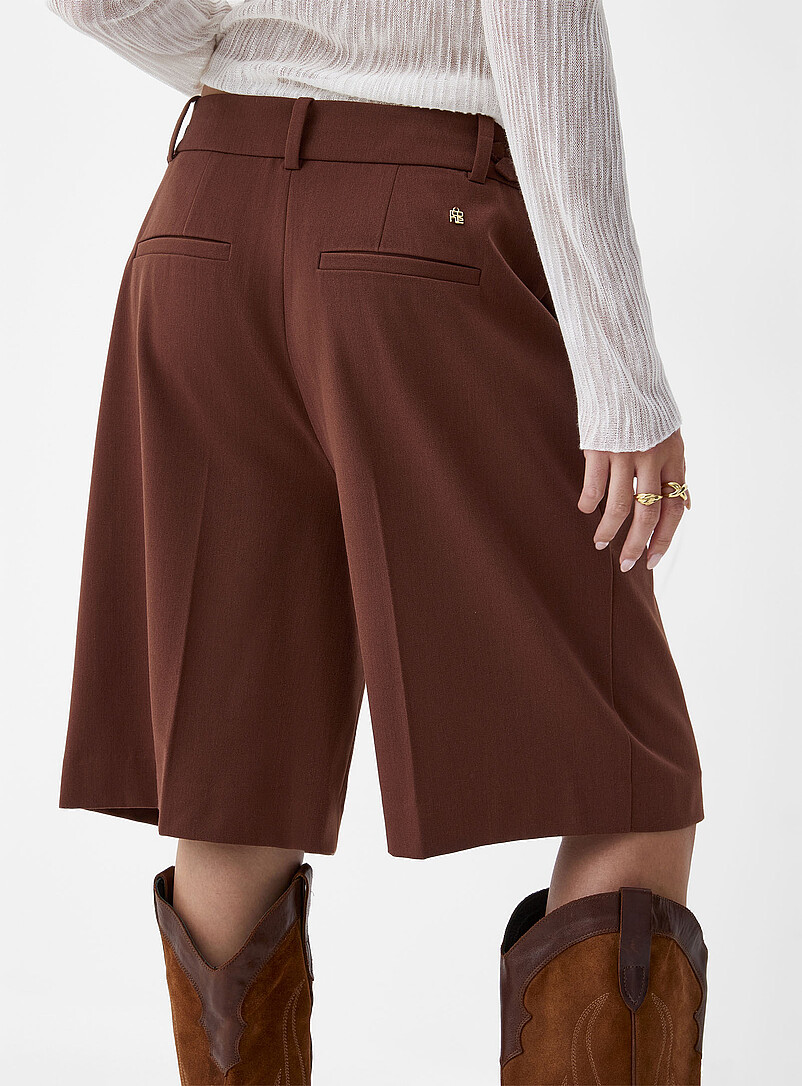 Ic&ocirc;ne Chocolate/Espresso Buckle side-strap pleated Bermuda short for women