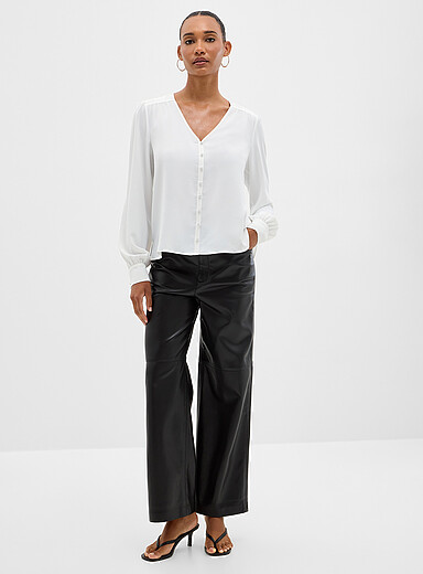 Lightweight ruffled crepe loose blouse