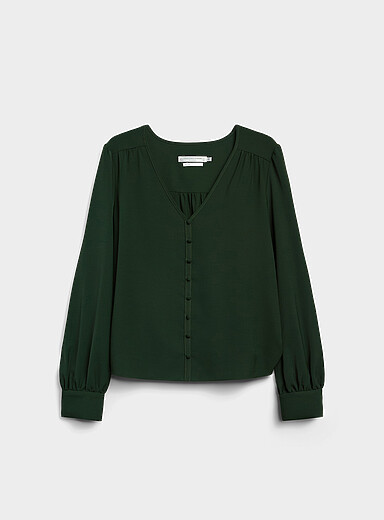 La blouse col V d&eacute;tails fronc&eacute;s