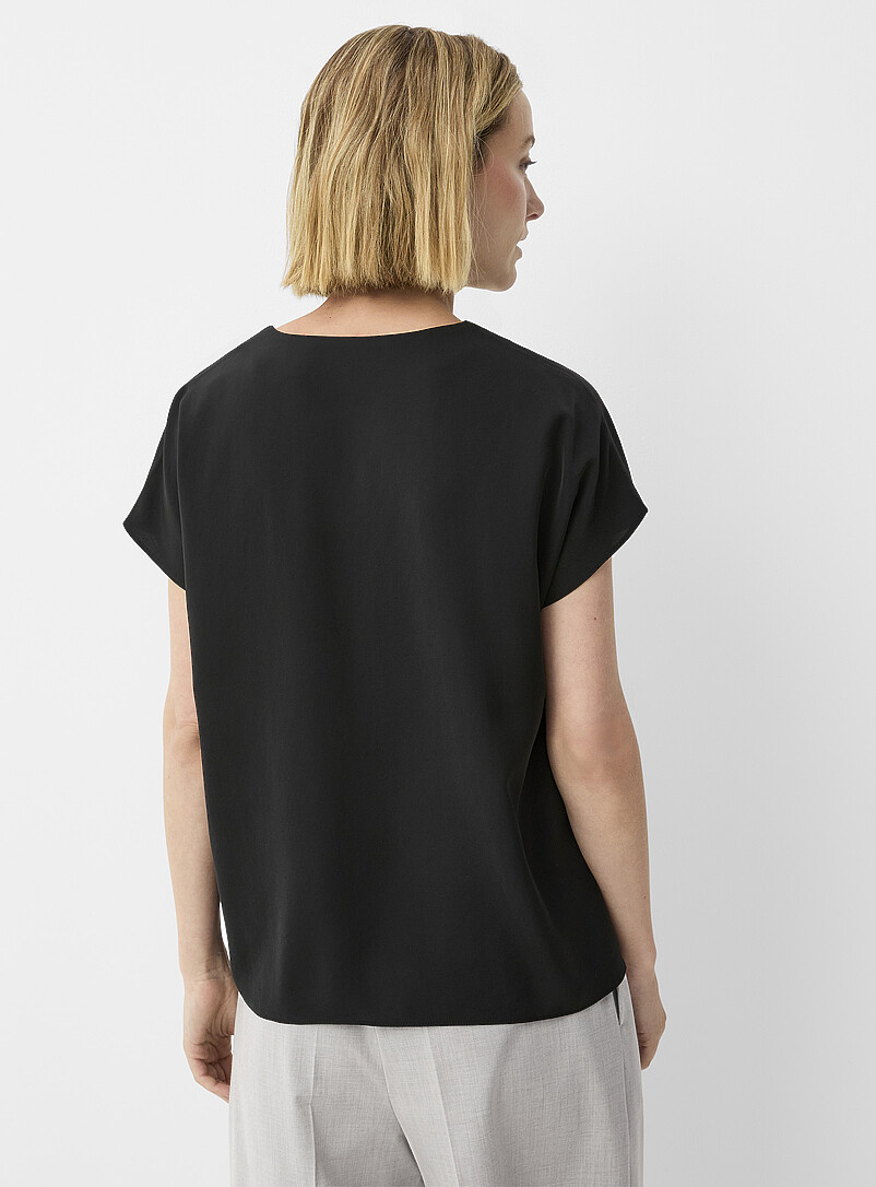 Cap-sleeve flowy blouse product image 2