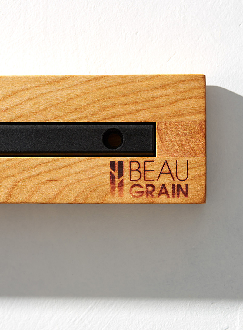 Beau Grain Walnut Wood Long magnetic knife holder
