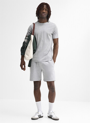 Fleece-lined short <b>Inseam: 7" (18 cm)</b>