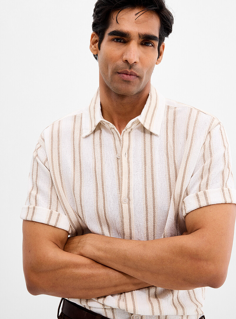 Le 31 Off White Vertical stripe knit shirt <b>Comfort fit</b> for men